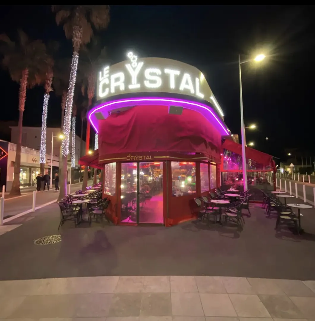 Le Crystal